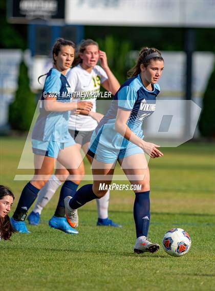 Thumbnail 2 in Eastern Alamance vs Union Pines (NCHSAA 3A Second Round) photogallery.