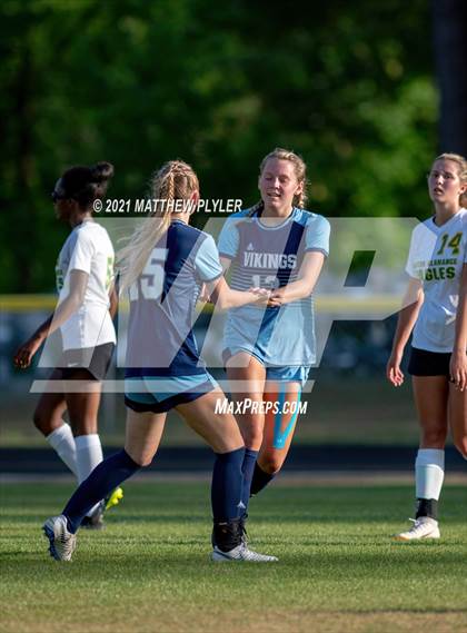 Thumbnail 2 in Eastern Alamance vs Union Pines (NCHSAA 3A Second Round) photogallery.