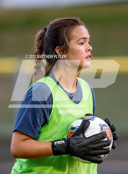 Thumbnail 2 in Eastern Alamance vs Union Pines (NCHSAA 3A Second Round) photogallery.