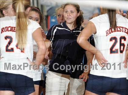 Thumbnail 2 in Rochester vs. Williamsville (IHSA Class 2A Riverton Regional) photogallery.