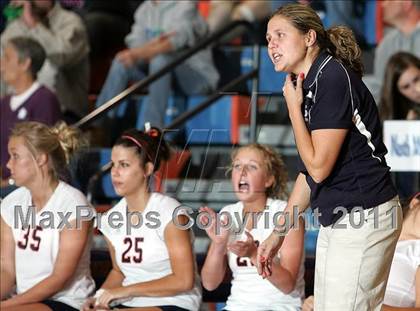 Thumbnail 3 in Rochester vs. Williamsville (IHSA Class 2A Riverton Regional) photogallery.