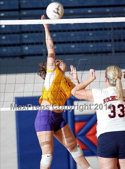 Thumbnail 1 in Rochester vs. Williamsville (IHSA Class 2A Riverton Regional) photogallery.