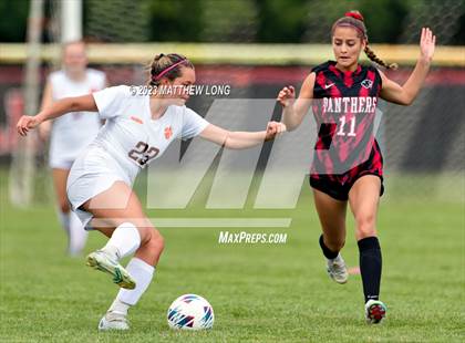 Thumbnail 2 in Lawrenceburg Tigers vs North Central photogallery.