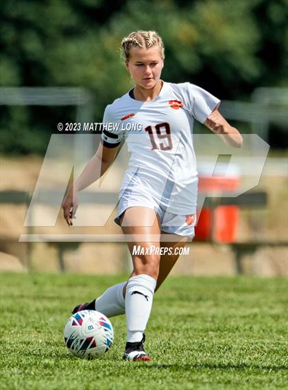 Thumbnail 2 in Lawrenceburg Tigers vs North Central photogallery.