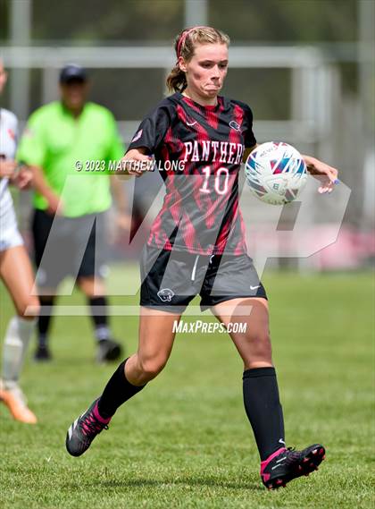 Thumbnail 3 in Lawrenceburg Tigers vs North Central photogallery.
