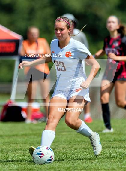 Thumbnail 2 in Lawrenceburg Tigers vs North Central photogallery.