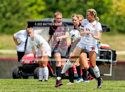 Thumbnail 3 in Lawrenceburg Tigers vs North Central photogallery.