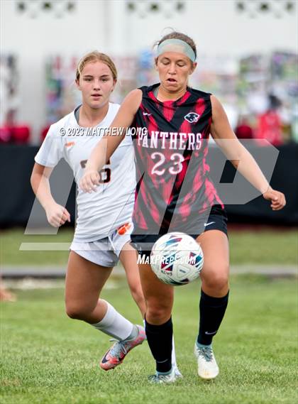 Thumbnail 3 in Lawrenceburg Tigers vs North Central photogallery.