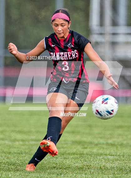 Thumbnail 2 in Lawrenceburg Tigers vs North Central photogallery.