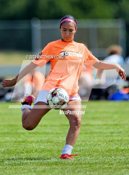 Thumbnail 3 in Lawrenceburg Tigers vs North Central photogallery.