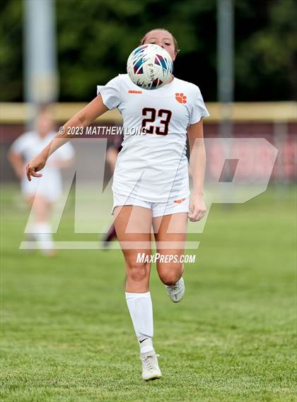 Thumbnail 3 in Lawrenceburg Tigers vs North Central photogallery.