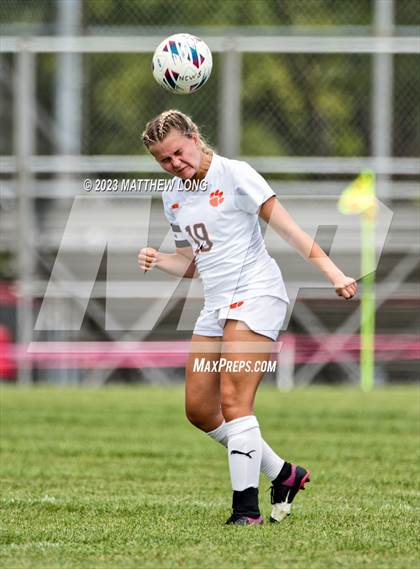 Thumbnail 2 in Lawrenceburg Tigers vs North Central photogallery.