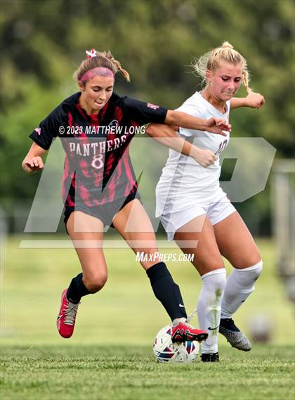 Thumbnail 3 in Lawrenceburg Tigers vs North Central photogallery.