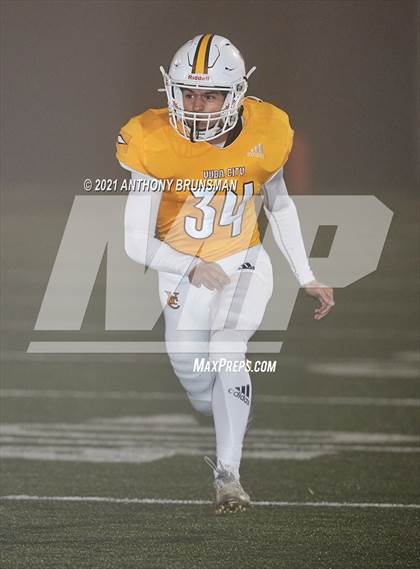 Thumbnail 2 in Patterson @ Yuba City (CIF SJS D3 Playoff) photogallery.