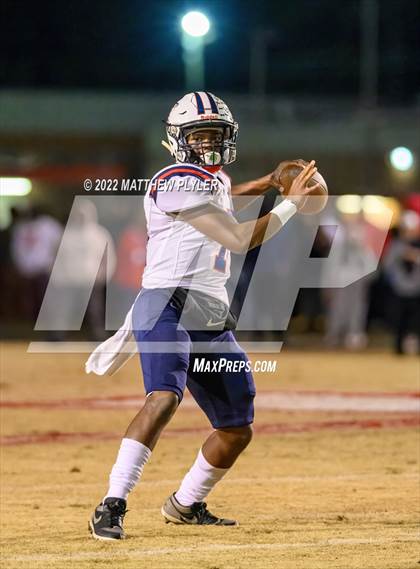 Thumbnail 2 in Terry Sanford vs Seventy-First (NCHSAA 3A Fourth Round) photogallery.