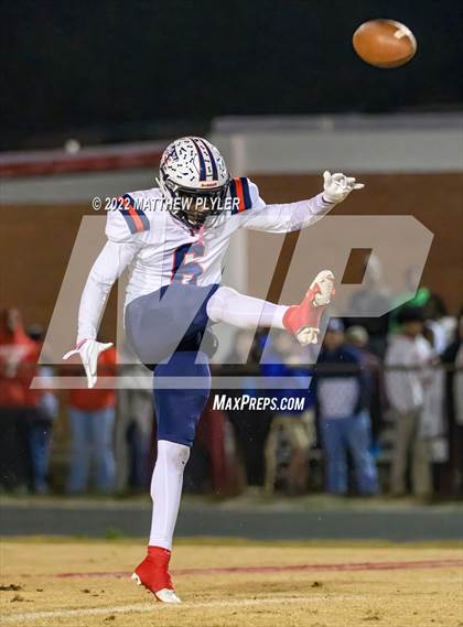 Thumbnail 1 in Terry Sanford vs Seventy-First (NCHSAA 3A Fourth Round) photogallery.