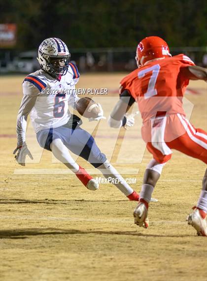 Thumbnail 3 in Terry Sanford vs Seventy-First (NCHSAA 3A Fourth Round) photogallery.
