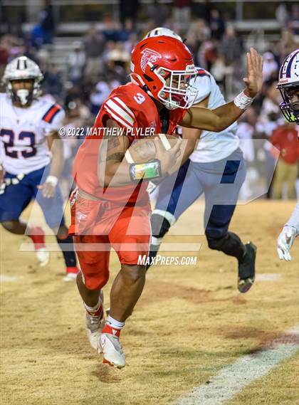 Thumbnail 2 in Terry Sanford vs Seventy-First (NCHSAA 3A Fourth Round) photogallery.