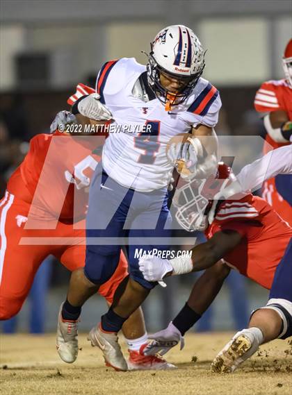 Thumbnail 2 in Terry Sanford vs Seventy-First (NCHSAA 3A Fourth Round) photogallery.