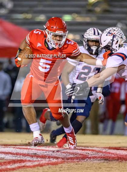 Thumbnail 1 in Terry Sanford vs Seventy-First (NCHSAA 3A Fourth Round) photogallery.