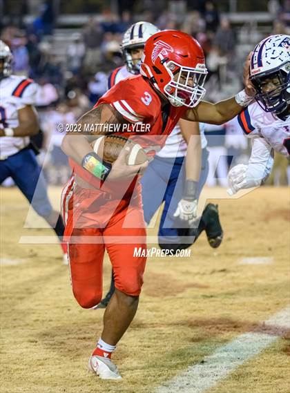 Thumbnail 3 in Terry Sanford vs Seventy-First (NCHSAA 3A Fourth Round) photogallery.