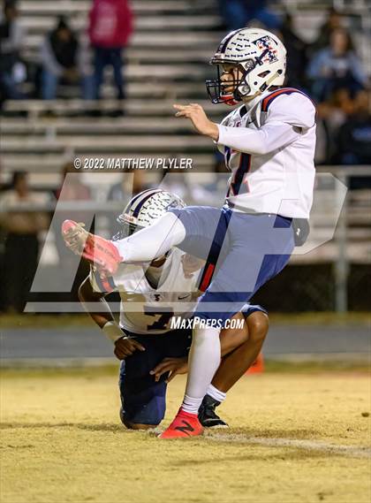 Thumbnail 1 in Terry Sanford vs Seventy-First (NCHSAA 3A Fourth Round) photogallery.
