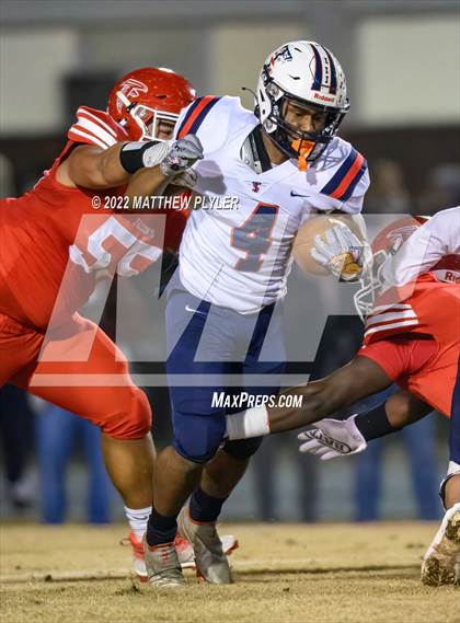 Thumbnail 1 in Terry Sanford vs Seventy-First (NCHSAA 3A Fourth Round) photogallery.