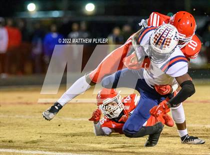 Thumbnail 2 in Terry Sanford vs Seventy-First (NCHSAA 3A Fourth Round) photogallery.