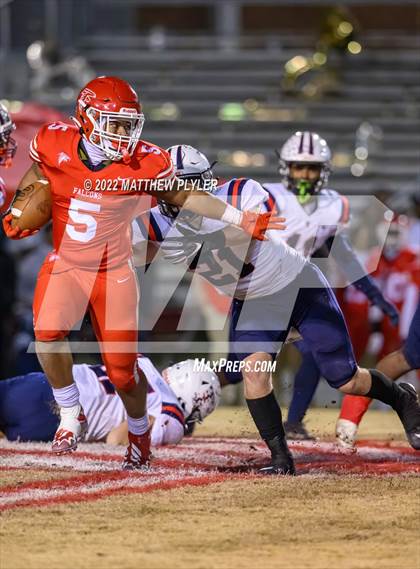 Thumbnail 3 in Terry Sanford vs Seventy-First (NCHSAA 3A Fourth Round) photogallery.
