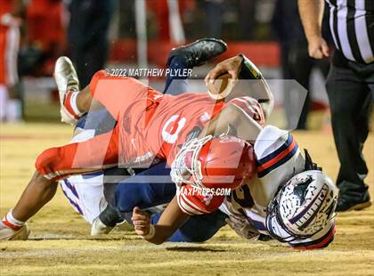Thumbnail 1 in Terry Sanford vs Seventy-First (NCHSAA 3A Fourth Round) photogallery.