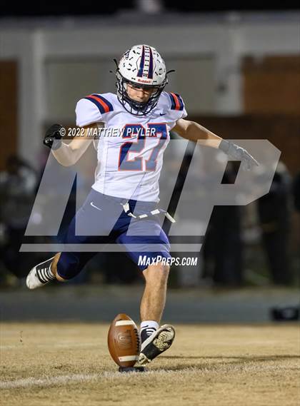 Thumbnail 3 in Terry Sanford vs Seventy-First (NCHSAA 3A Fourth Round) photogallery.