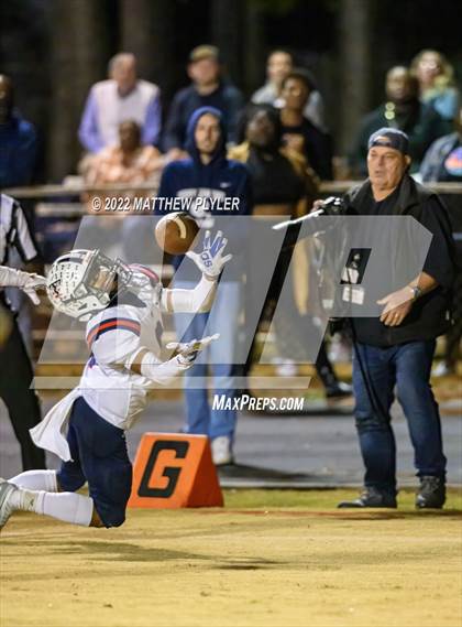 Thumbnail 2 in Terry Sanford vs Seventy-First (NCHSAA 3A Fourth Round) photogallery.