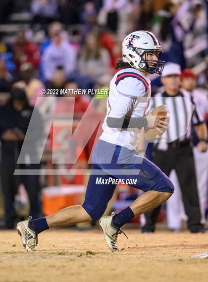 Thumbnail 3 in Terry Sanford vs Seventy-First (NCHSAA 3A Fourth Round) photogallery.