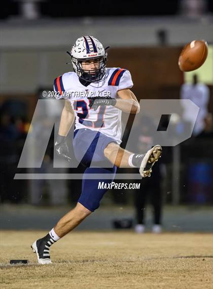 Thumbnail 3 in Terry Sanford vs Seventy-First (NCHSAA 3A Fourth Round) photogallery.
