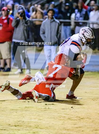 Thumbnail 2 in Terry Sanford vs Seventy-First (NCHSAA 3A Fourth Round) photogallery.