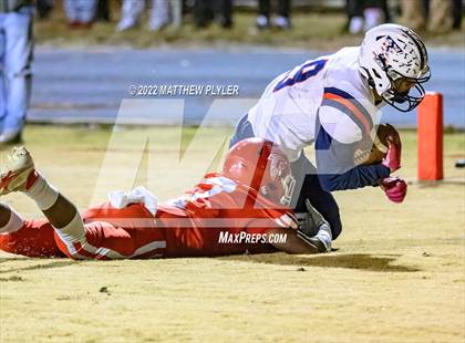 Thumbnail 3 in Terry Sanford vs Seventy-First (NCHSAA 3A Fourth Round) photogallery.