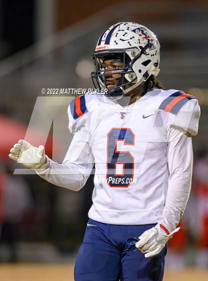 Thumbnail 1 in Terry Sanford vs Seventy-First (NCHSAA 3A Fourth Round) photogallery.