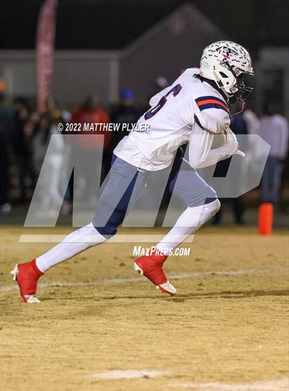 Thumbnail 2 in Terry Sanford vs Seventy-First (NCHSAA 3A Fourth Round) photogallery.