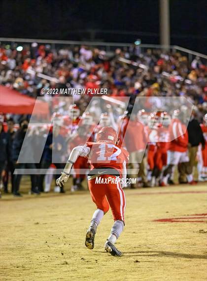 Thumbnail 1 in Terry Sanford vs Seventy-First (NCHSAA 3A Fourth Round) photogallery.
