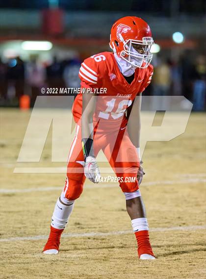 Thumbnail 3 in Terry Sanford vs Seventy-First (NCHSAA 3A Fourth Round) photogallery.