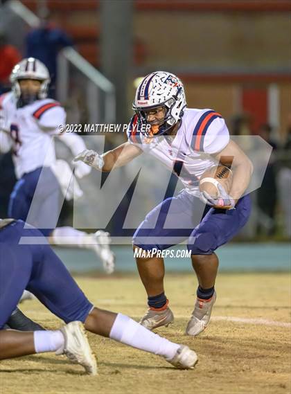 Thumbnail 2 in Terry Sanford vs Seventy-First (NCHSAA 3A Fourth Round) photogallery.