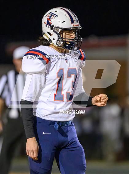 Thumbnail 2 in Terry Sanford vs Seventy-First (NCHSAA 3A Fourth Round) photogallery.