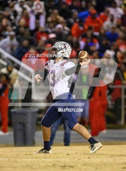 Thumbnail 2 in Terry Sanford vs Seventy-First (NCHSAA 3A Fourth Round) photogallery.