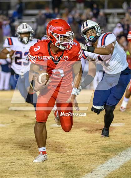 Thumbnail 3 in Terry Sanford vs Seventy-First (NCHSAA 3A Fourth Round) photogallery.