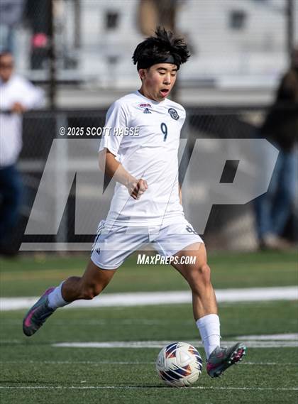 Thumbnail 2 in MHSAA D-3 Final: South Haven vs. Detroit Country Day photogallery.