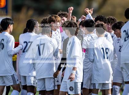 Thumbnail 3 in MHSAA D-3 Final: South Haven vs. Detroit Country Day photogallery.
