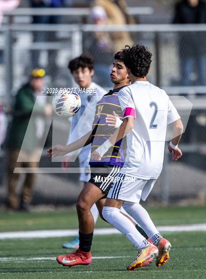 Thumbnail 1 in MHSAA D-3 Final: South Haven vs. Detroit Country Day photogallery.