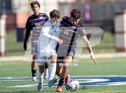 Thumbnail 3 in MHSAA D-3 Final: South Haven vs. Detroit Country Day photogallery.