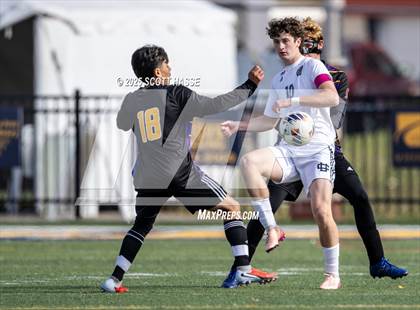 Thumbnail 1 in MHSAA D-3 Final: South Haven vs. Detroit Country Day photogallery.