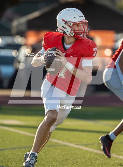 Thumbnail 3 in JV: Katy Taylor @ Katy (B Teams) photogallery.